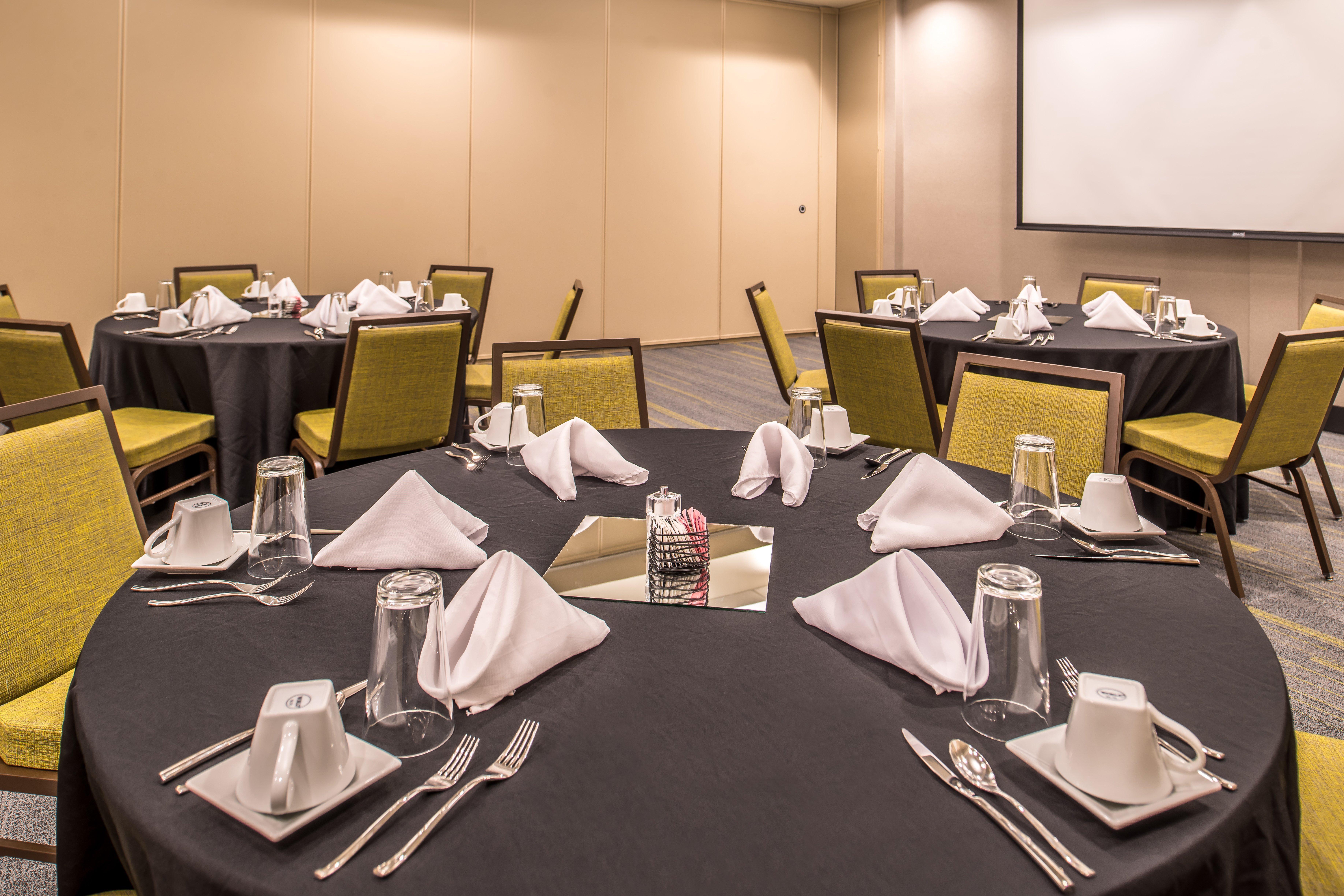 Holiday Inn Joplin By Ihg Exterior photo